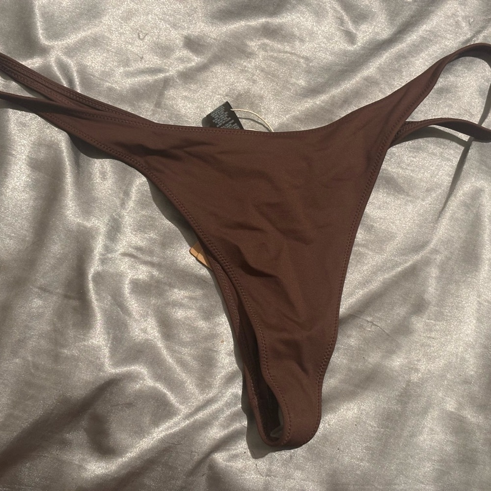 SKIMS Cocoa Thong Bikini Bottom